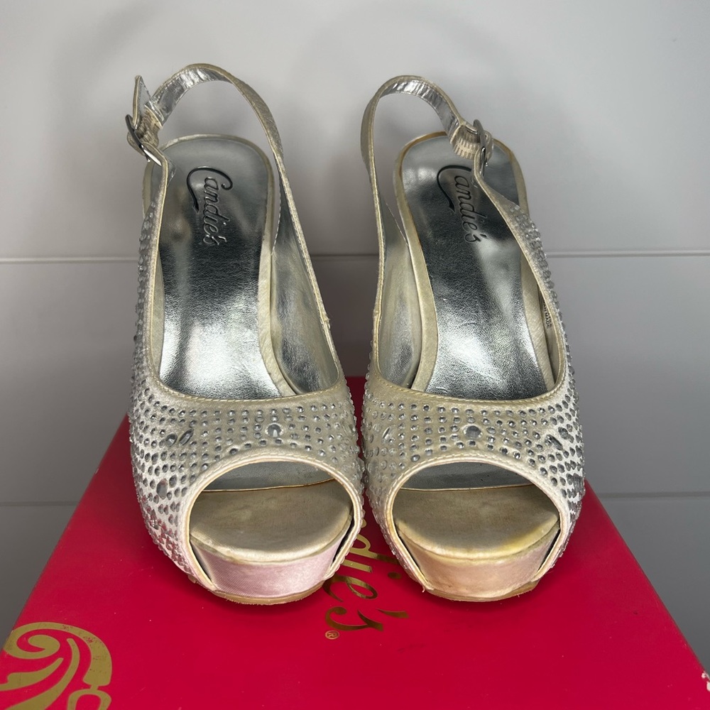 Candie’s Rhinestone platform heel - Picture 3 of 8